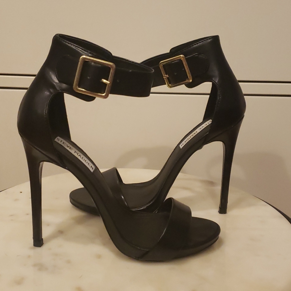 Steve Madden Marlenee Heels
